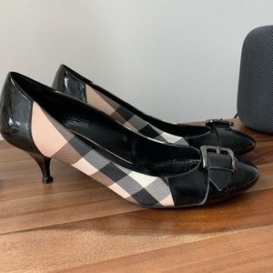 Burberry pumps rare find! As is